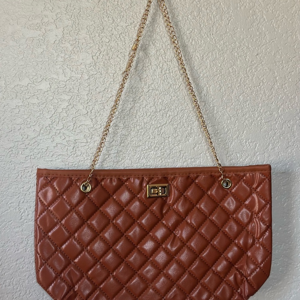 Elegant Quilted Shoulder Crossbody Bag NWT - Picture 6 of 11